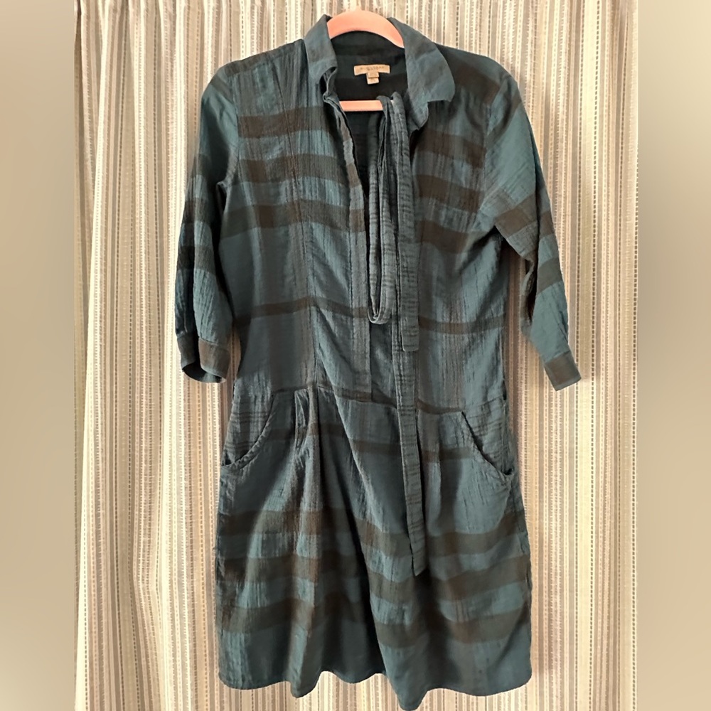 Burberry Brit button-down shift dress in blue plaid (size 4)